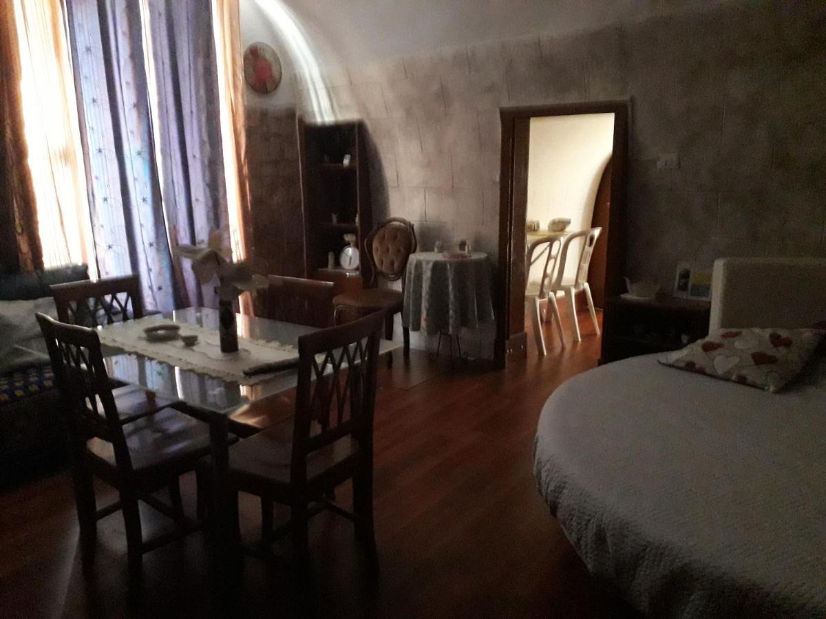 Апартаменты Casa Vacanza Mary Сантерамо-ин-Колле Экстерьер фото