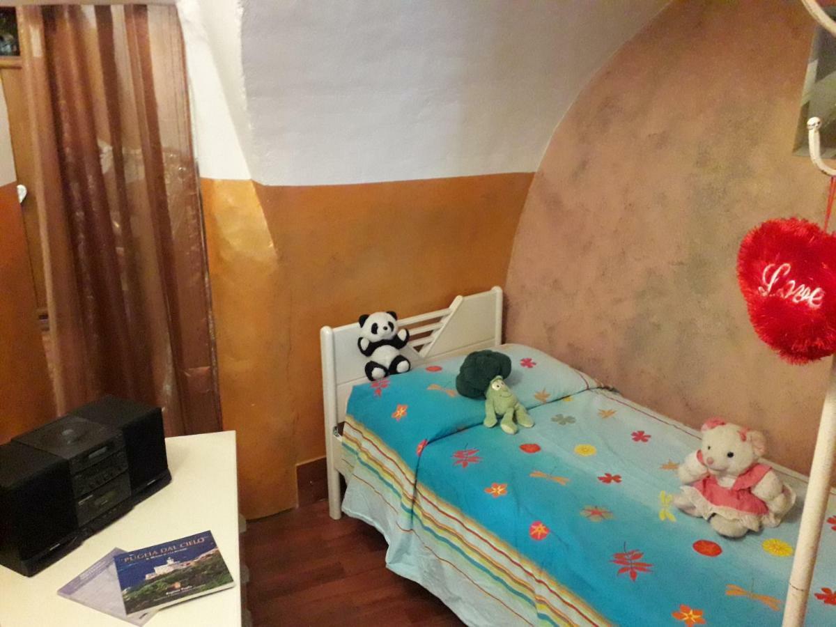 Апартаменты Casa Vacanza Mary Сантерамо-ин-Колле Экстерьер фото