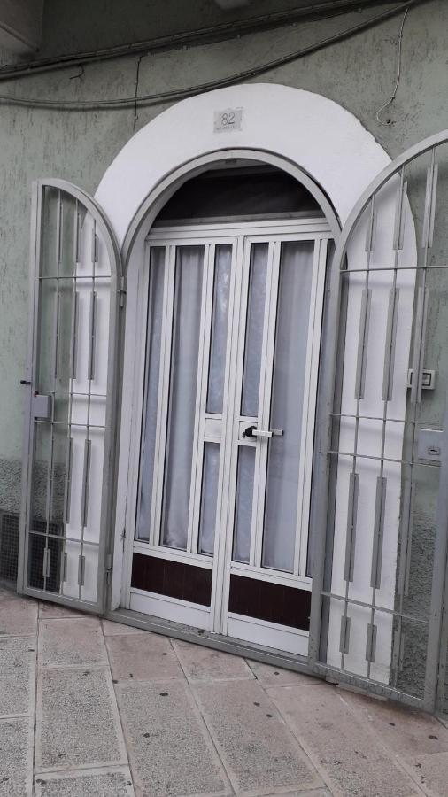 Апартаменты Casa Vacanza Mary Сантерамо-ин-Колле Экстерьер фото